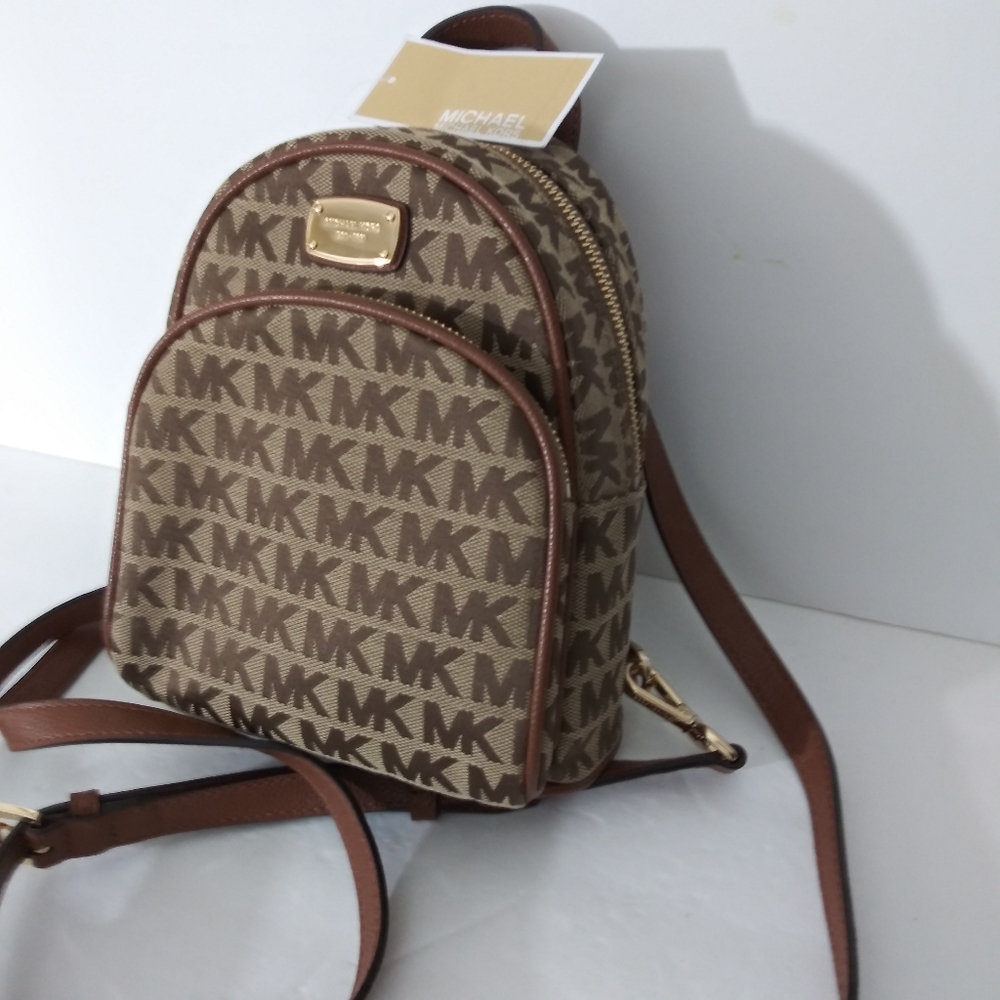 NWT MICHAEL KORS ABBEY BACKPACK SHOULDER BAG - Picture 1 of 9